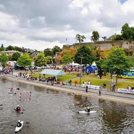 Le Cocoon Lo - Prive Equipe - Haras - Parking Gratuit - Entree Autonome - Wifi - Netflix - Baignoire - Lave-linge - Lit Queen Size 160cm & Canape-lit 140cm - Jusqu'a 4 Personnes Apartament Saint-Lô