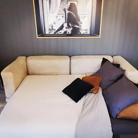 Le Cocoon Saint Lo - Appartement Prive Tout Equipe - Haras - Parking Gratuit - Entree Autonome - Wifi - Netflix - Baignoire - Lave-Linge - Lit Queen Size 160Cm & Canape-Lit 140Cm - Jusqu'A 4 Personnes * Saint-Lo