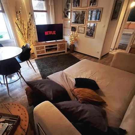 Le Cocoon Lo - Prive Equipe - Haras - Parking Gratuit - Entree Autonome - Wifi - Netflix - Baignoire - Lave-linge - Lit Queen Size 160cm & Canape-lit 140cm - Jusqu'a 4 Personnes Apartament