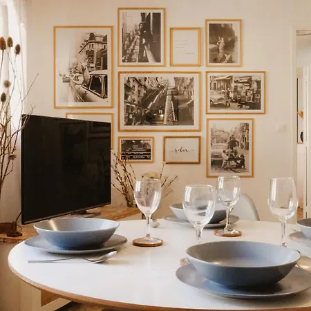 Appartement Le Cocoon Lo - Prive Equipe - Haras - Parking Gratuit - Entree Autonome - Wifi - Netflix - Baignoire - Lave-linge - Lit Queen Size 160cm & Canape-lit 140cm - Jusqu'a 4 Personnes *