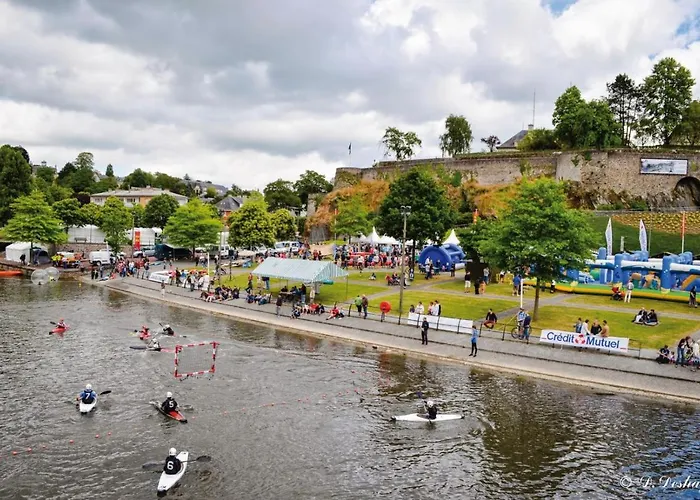 Le Cocoon St Lo: Private Cozy With Netflix & Free Parking Apartment Saint-Lo