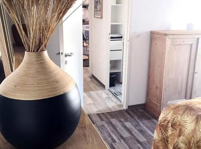 Le Cocoon St Lo: Private Cozy With Netflix & Free Parking *