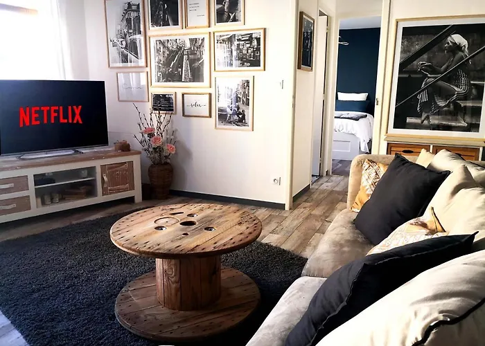 Le Cocoon St Lo: Private Cozy With Netflix & Free Parking * Saint-Lo